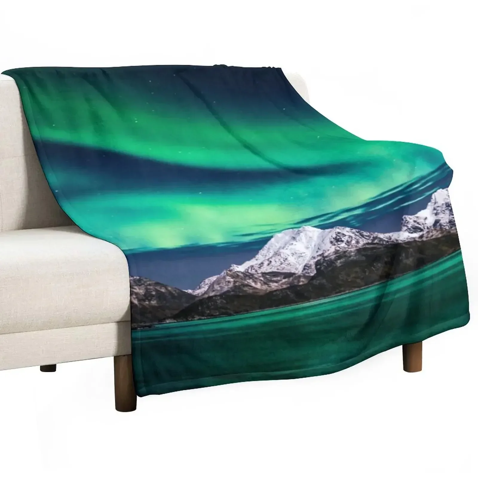 Couverture décorative Mountain - Home Decor Lighting Brands avis et prix